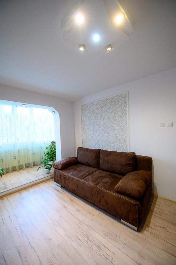Alice Apartment Arad Zewnętrze zdjęcie